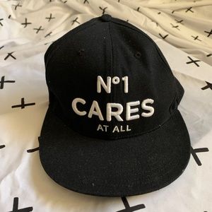 Chanel No5 style hat.